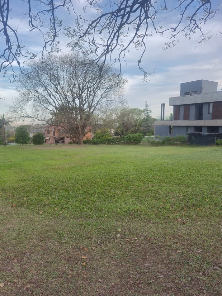 Terreno Country Las YUngas