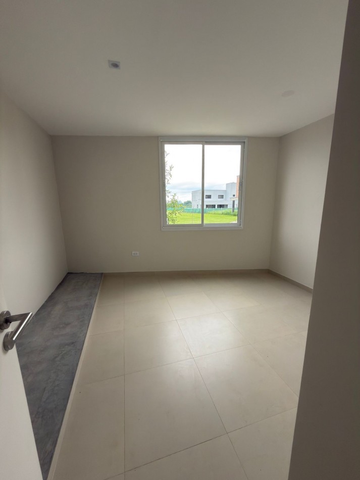 Venta de Casa En Country The Point