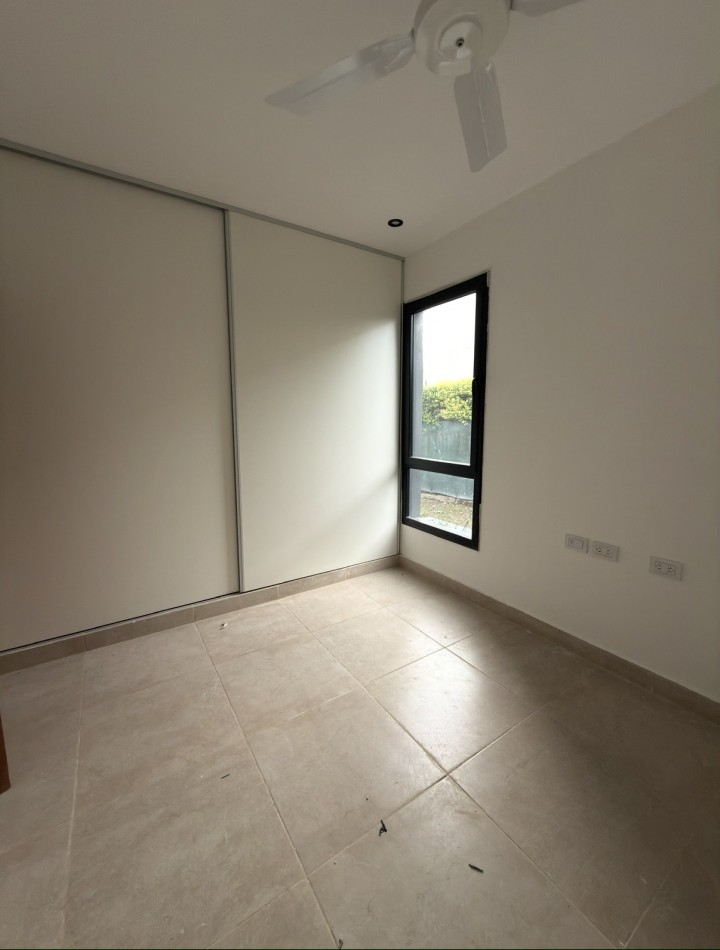 Venta Alquiler Casa en Quinta Azucena